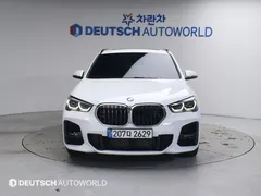 2022 BMW X1 xDrive 20i M Sport — фото 3