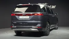 2023 Kia Carnival Diesel 9-Seater Signature — фото 2