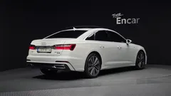 2023 Audi A6 45 TFSI Quattro Premium — фото 2