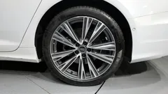 2023 Audi A6 45 TFSI Quattro Premium — фото 5
