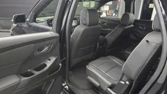 2023 ChevroletGMDaewoo Traverse 3.6 AWD Premier — фото 16