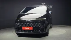 2023 Hyundai Staria 4WD Lounge 9-Seater — фото 3