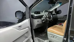 2023 Hyundai Staria 4WD Lounge 9-Seater — фото 10