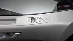 2023 Hyundai Staria 4WD Lounge 9-Seater — фото 18