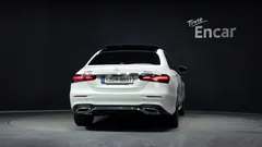 2021 Mercedes-Benz E-Class E350 4MATIC AMG Line, белый — фото 4