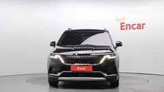 2023 Kia Carnival Diesel 9-Seater Prestige — фото 3