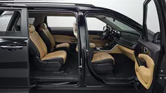 2023 Kia Carnival Diesel 9-Seater Prestige — фото 11