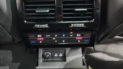 2023 Volkswagen Touareg 3.0 TDI Prestige, белый — фото 19