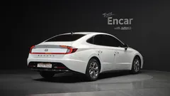2022 Hyundai Sonata 2.0 — фото 2