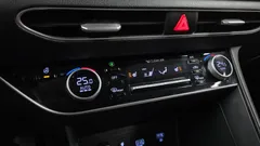 2022 Hyundai Sonata 2.0 — фото 19