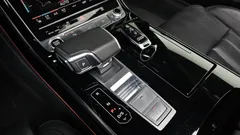 2021 Audi A8 55 TFSI Quattro LWB — фото 9