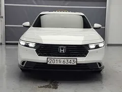 2023 Honda Accord 2.0 Hybrid Touring, белый — фото 2