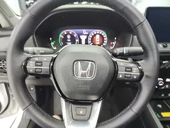 2023 Honda Accord 2.0 Hybrid Touring, белый — фото 9