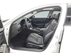 2023 Honda Accord 2.0 Hybrid Touring, белый — фото 15