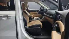 2023 Kia Carnival Diesel 9-Seater Signature — фото 10