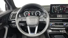 2021 Audi Q5 45 TFSI Quattro Premium, чёрный — фото 13