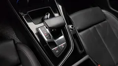 2022 Audi A4 40 TDI Quattro Premium, чёрный — фото 9