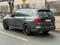 2022 BMW X7 xDrive 40i M Sport Online Exclusive Edition 6 Seater — фото 5