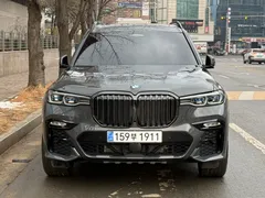2022 BMW X7 xDrive 40i M Sport Online Exclusive Edition 6 Seater — фото 11
