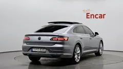 2022 Volkswagen Arteon 2.0 TDI Prestige, серо-серебристый — фото 2