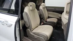 2024 Kia Canival Diesel 9-Seater Signature, белый — фото 12