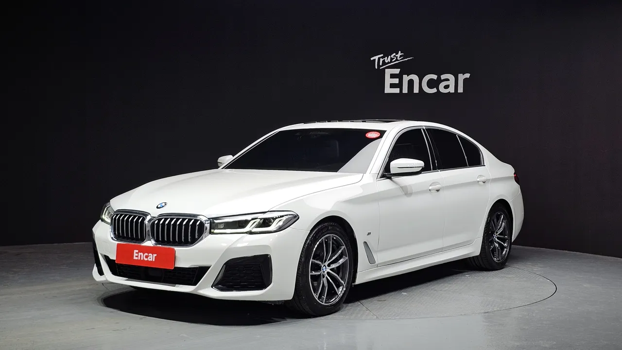 2023 BMW 5-Series 523d M Sport