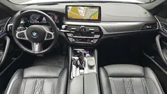 2023 BMW 5-Series 523d M Sport — фото 7