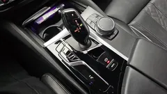 2023 BMW 5-Series 523d M Sport — фото 9