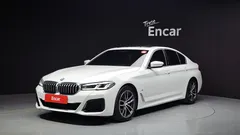 2023 BMW 5-Series 523d M Sport — фото 12