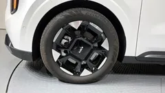 2024 Kia Canival Diesel 9-Seater Signature, белый — фото 5