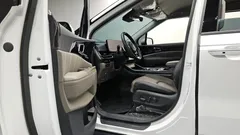 2024 Kia Canival Diesel 9-Seater Signature, белый — фото 10