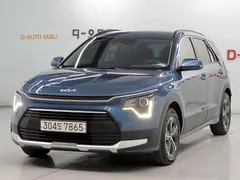 2023 Kia Niro Trendy — фото 13
