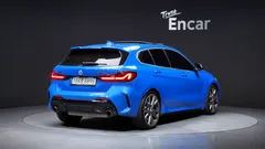2022 BMW 1-Series M135i xDrive — фото 2