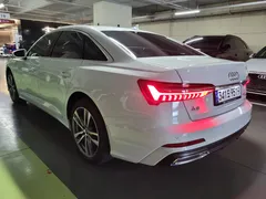 2023 Audi A6 45 TFSI Quattro Premium — фото 2