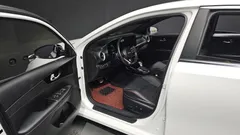 2022 Kia K3 1.6 Turbo GT 5Door, белый — фото 10