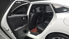 2022 Kia K3 1.6 Turbo GT 5Door, белый — фото 12