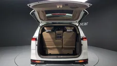 2022 Kia Carnival Diesel 9-Seater Hi-Limousine(Special Vehicle) — фото 20