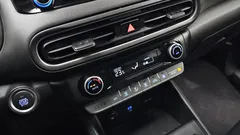 2023 Hyundai Kona Gasoline 1.6 Turbo 2WD, белый — фото 17