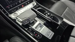 2021 Audi A8 55 TFSI Quattro LWB — фото 9