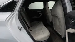 2023 Audi A3 40 TFSI Premium, белый — фото 12
