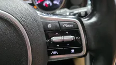 2022 Kia Carnival Diesel 9-Seater Prestige — фото 16