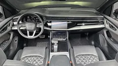2022 Audi Q7 55 TFSI Quattro Premium, серый — фото 7