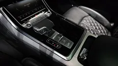 2022 Audi Q7 55 TFSI Quattro Premium, серый — фото 9
