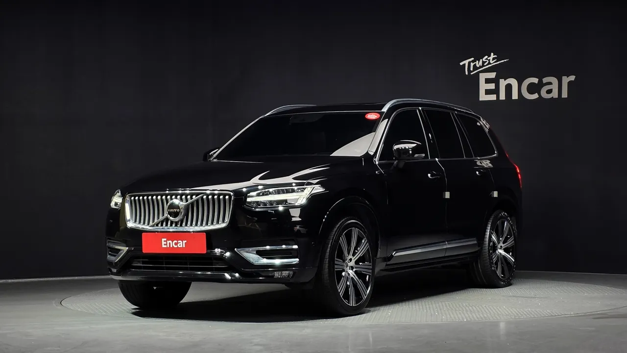 2022 Volvo XC90 B6 Inscription