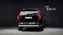 2022 Volvo XC90 B6 Inscription — фото 4