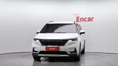 2022 Kia Carnival Diesel 9-Seater Prestige — фото 3