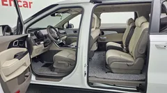 2022 Kia Carnival Diesel 9-Seater Prestige — фото 18