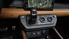 2023 Land Rover Defender 110 P400 X — фото 9