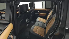 2023 Land Rover Defender 110 P400 X — фото 16