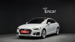 2021 Audi A5 40 TFSI Quattro Premium Sportback, белый — фото 1